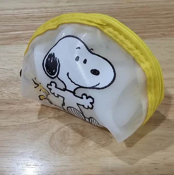 Peanuts Snoopy Coin Purse New With Tags - Picture 3 of 10